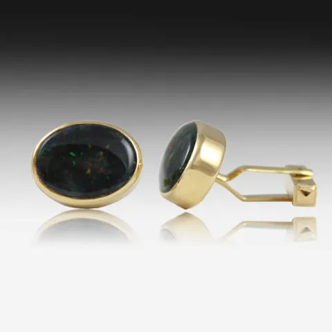 18kt Yellow Gold Black Opal cufflinks