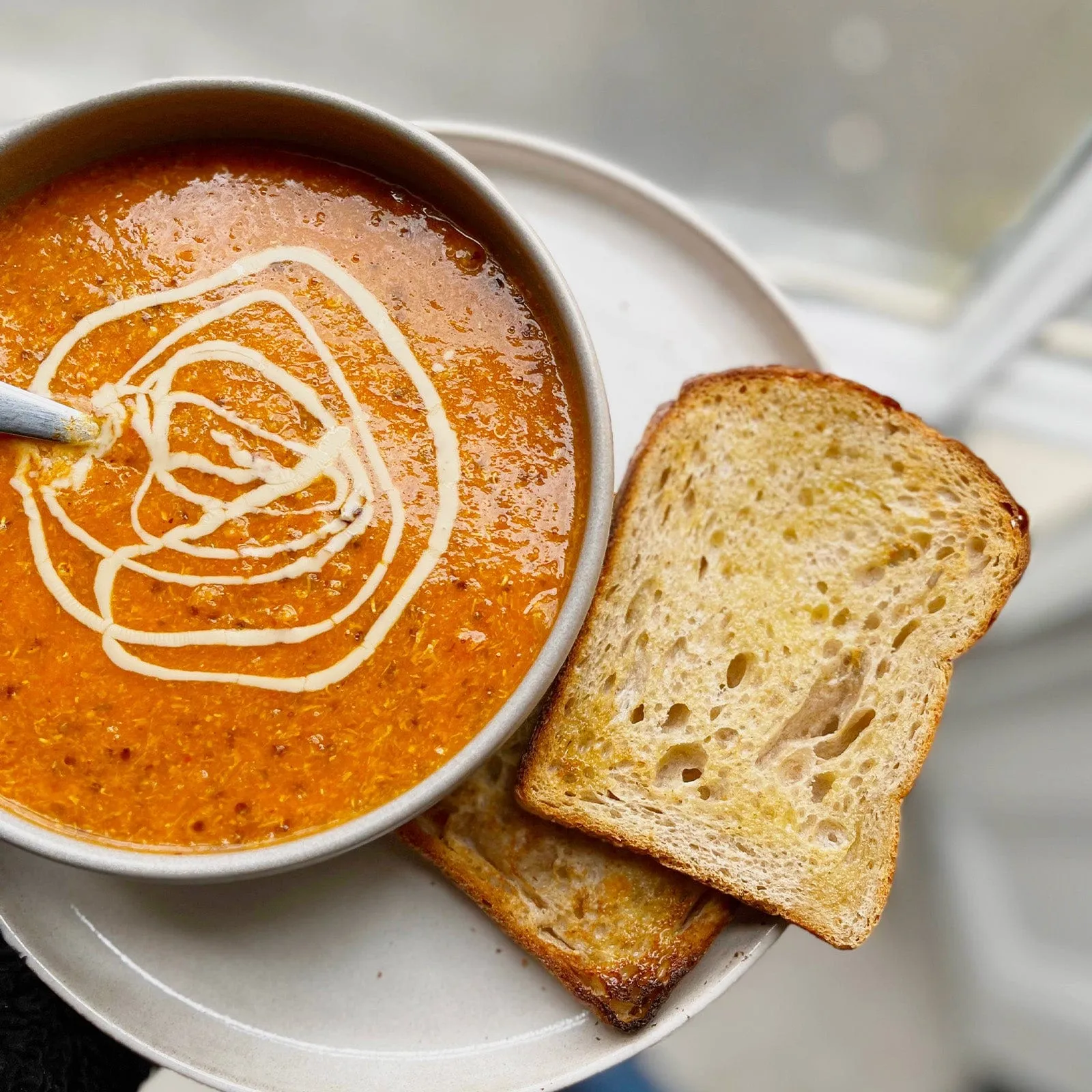 6 x Refuel: Slow Roasted Tomato, Quinoa & Basil Protein Soup