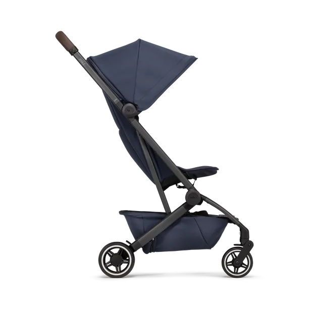 Aer  lightweight stroller