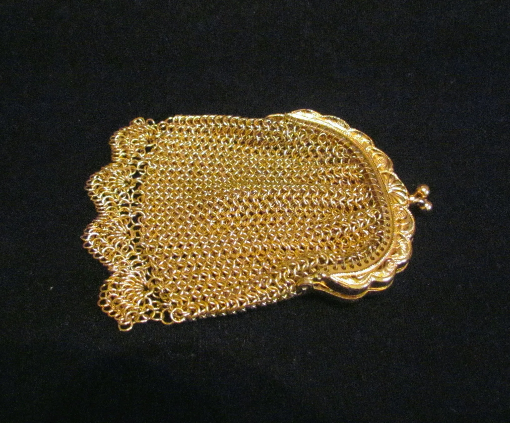 Antique Gold Mesh Purse Chainmail Clutch Change Coin Purse