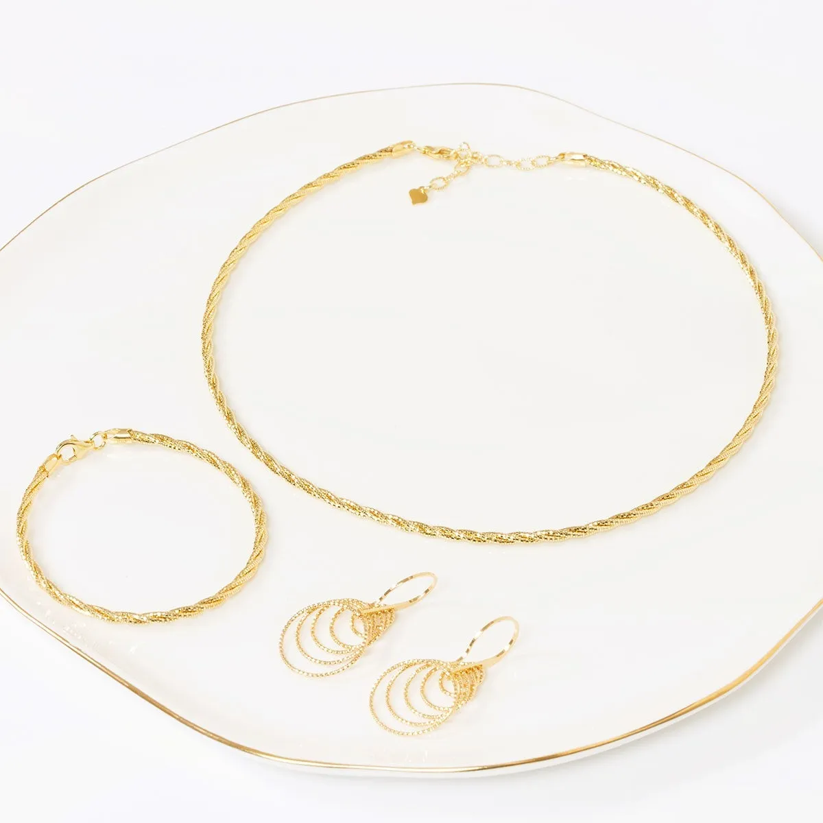 Bella Sparkling Gold Necklace