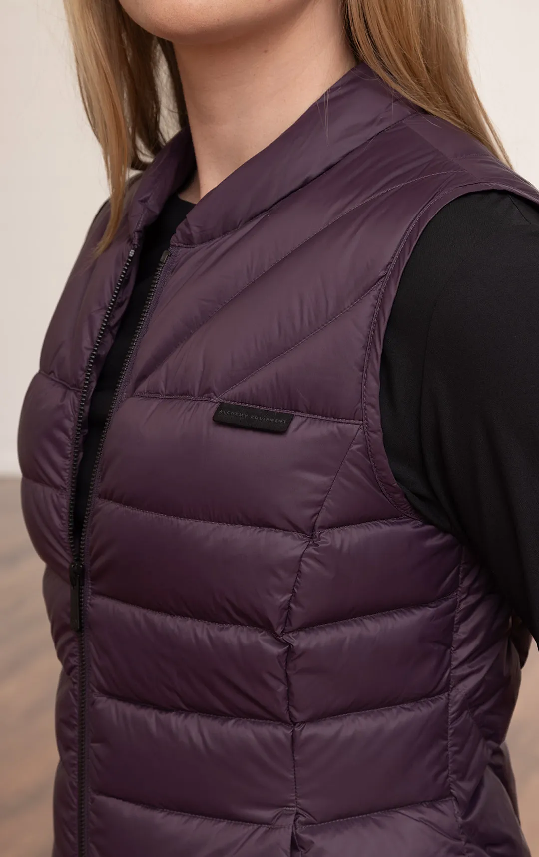 ESSENTIAL LIGHTWEIGHT DOWN VEST