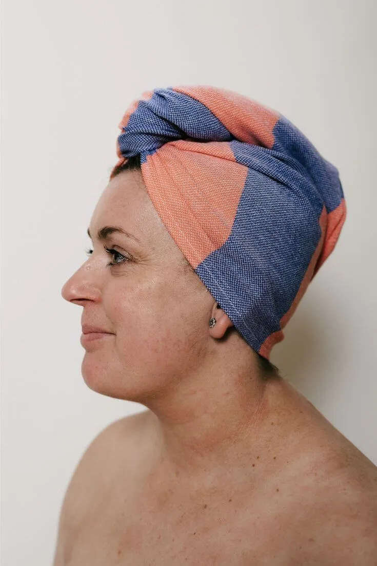 LIGHTWEIGHT HAIR WRAP