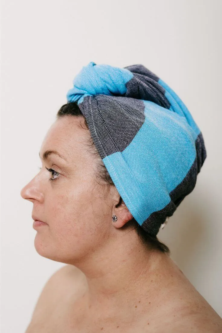 LIGHTWEIGHT HAIR WRAP