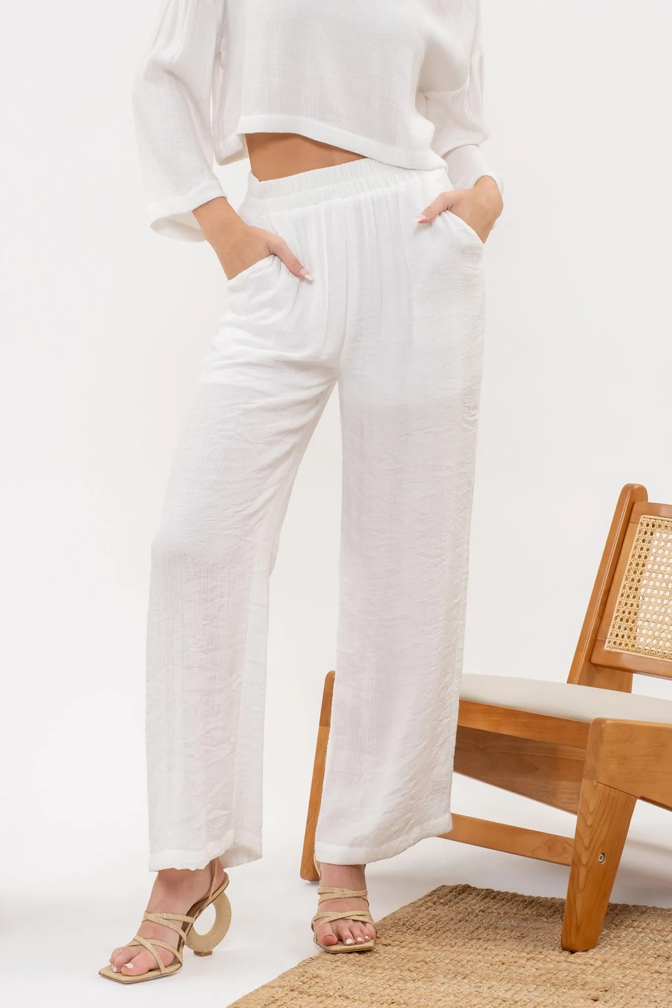 LIGHTWEIGHT HIGH RISE PANTS