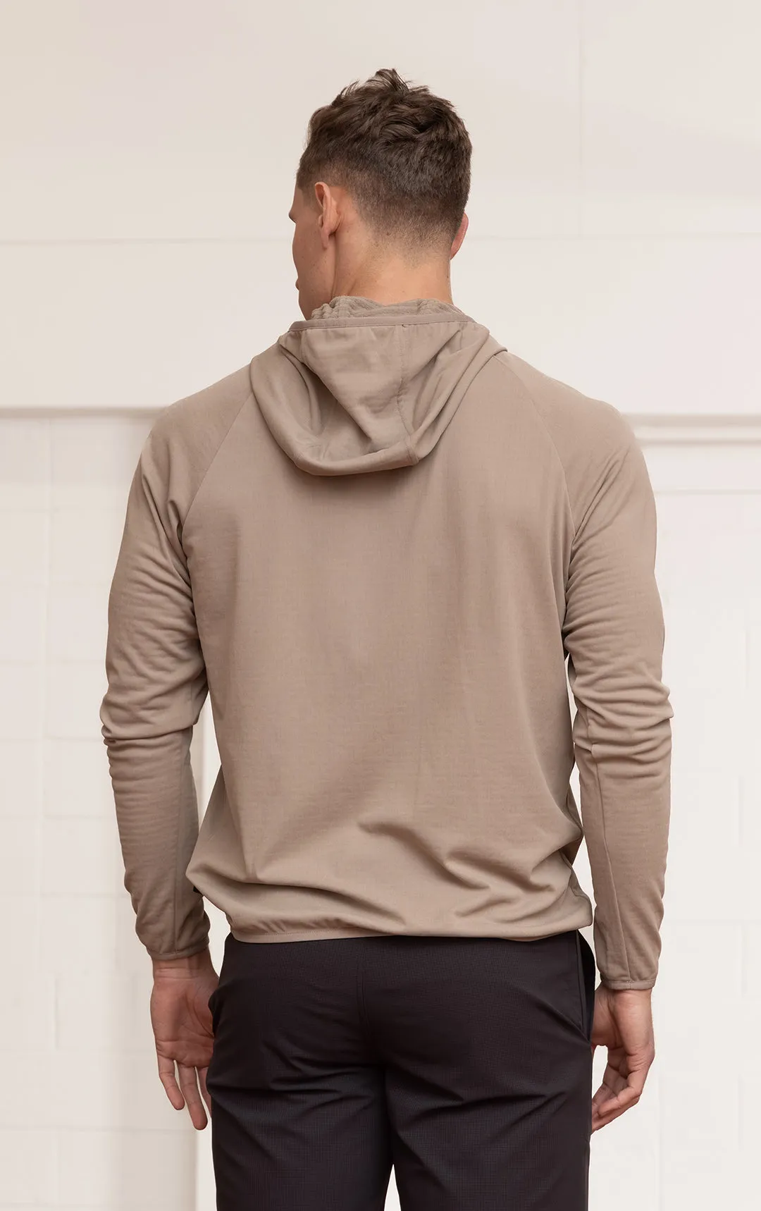 PERFORMANCE LIGHTWEIGHT HOODY