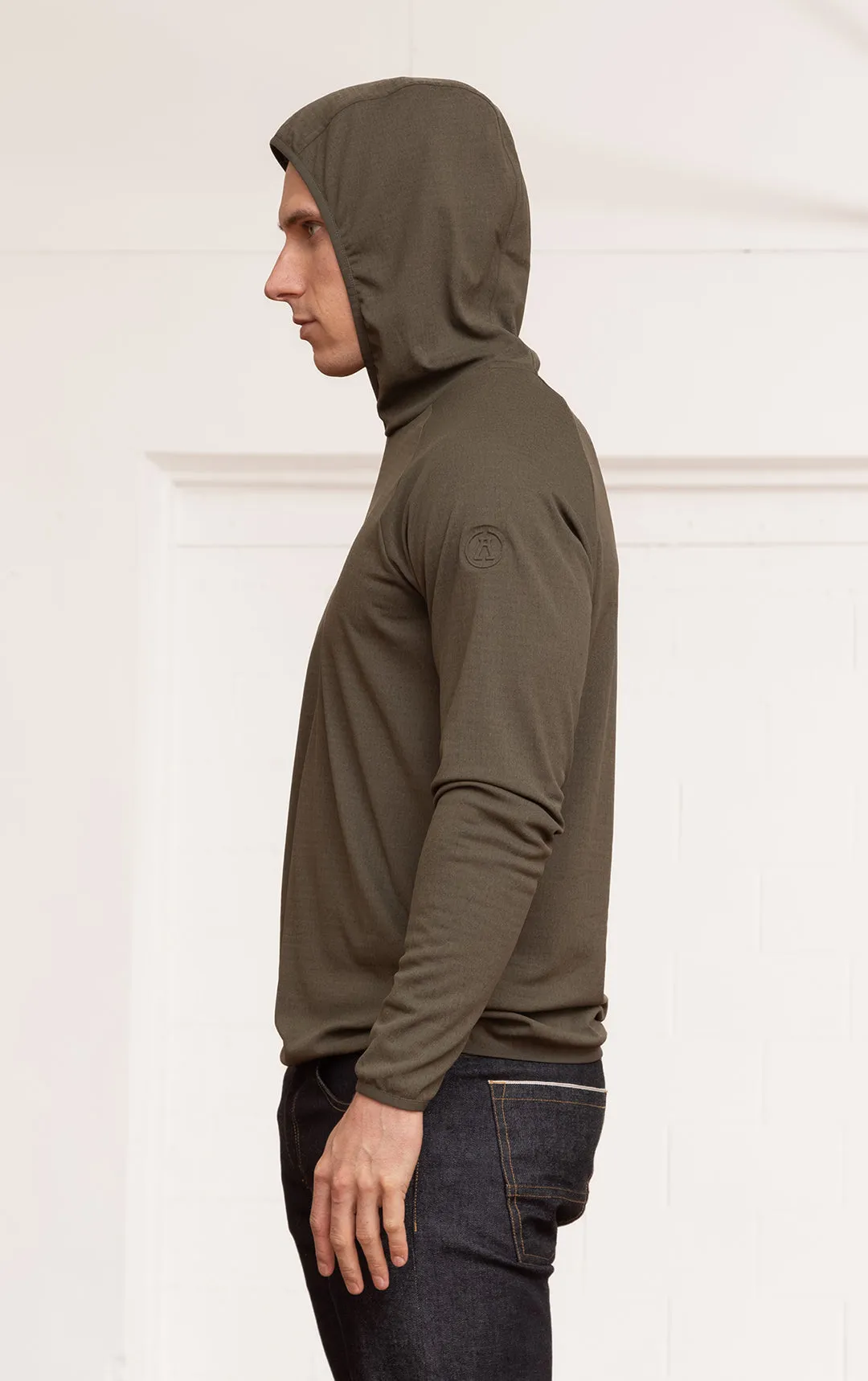 PERFORMANCE LIGHTWEIGHT HOODY