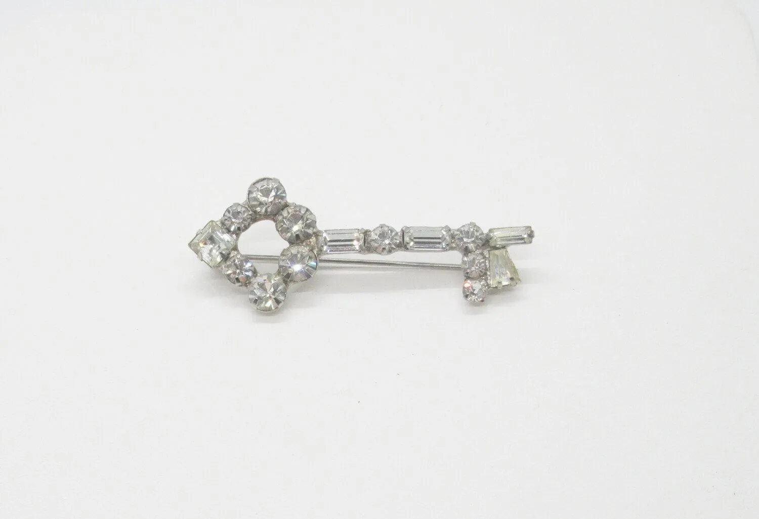 Sparkling Vintage Rhinestone Key Brooch