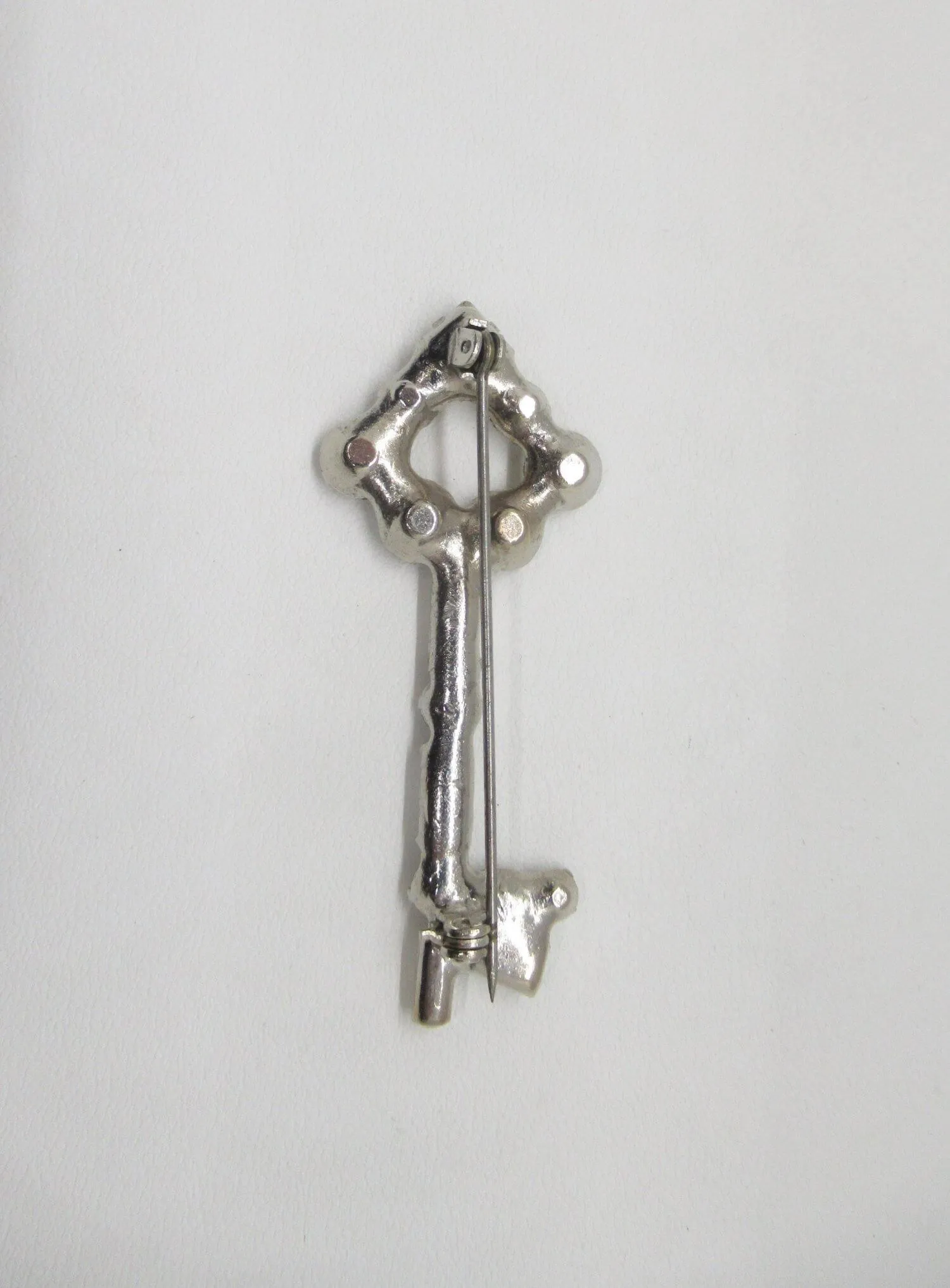 Sparkling Vintage Rhinestone Key Brooch