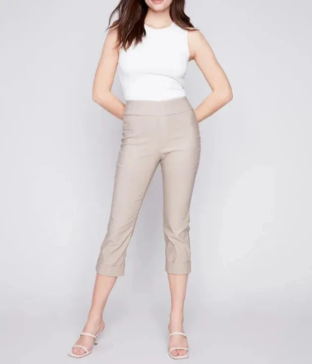 Stretch Pull-On Capri Pants